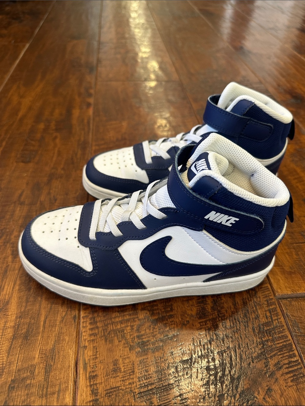 Nike Kids Court Borough Mid 2 Navy Blue White Sneakers Size 2.5 EUC
